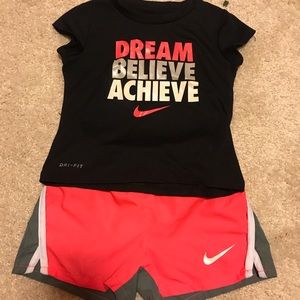 Girl Nike outfit-3t